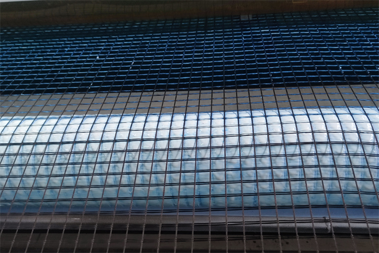 玻璃鋼格柵蓋板 打造垂釣園安全、耐用、美觀的走道優選方案