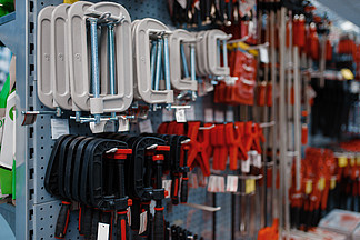 探索五金零售的視覺營銷 免費圖片下載與展示位設計